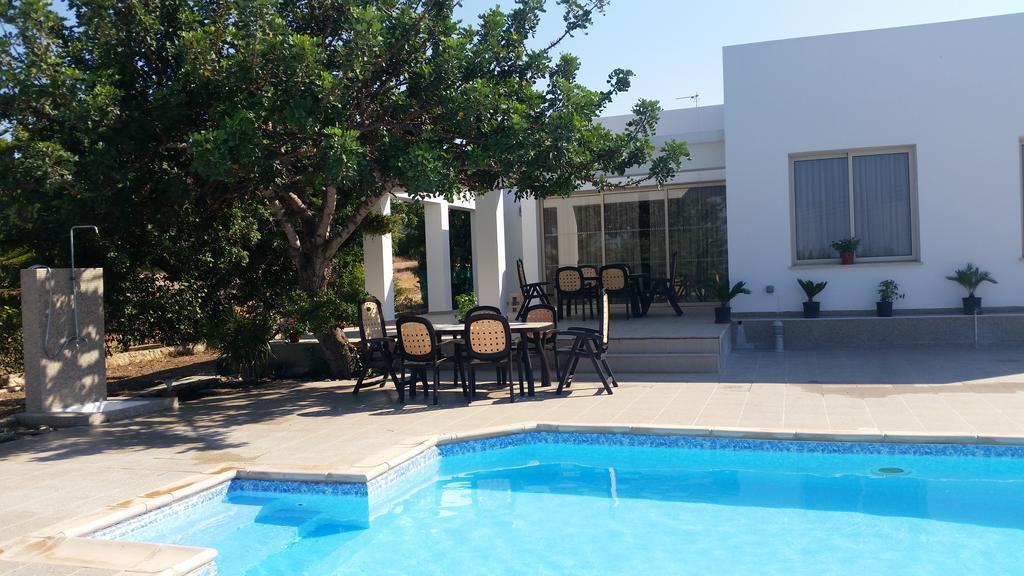 Eliofos Luxury Villa Polis Exteriör bild