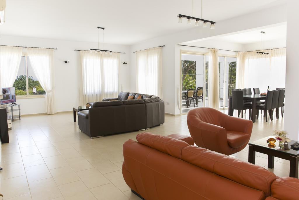 Eliofos Luxury Villa Polis Exteriör bild